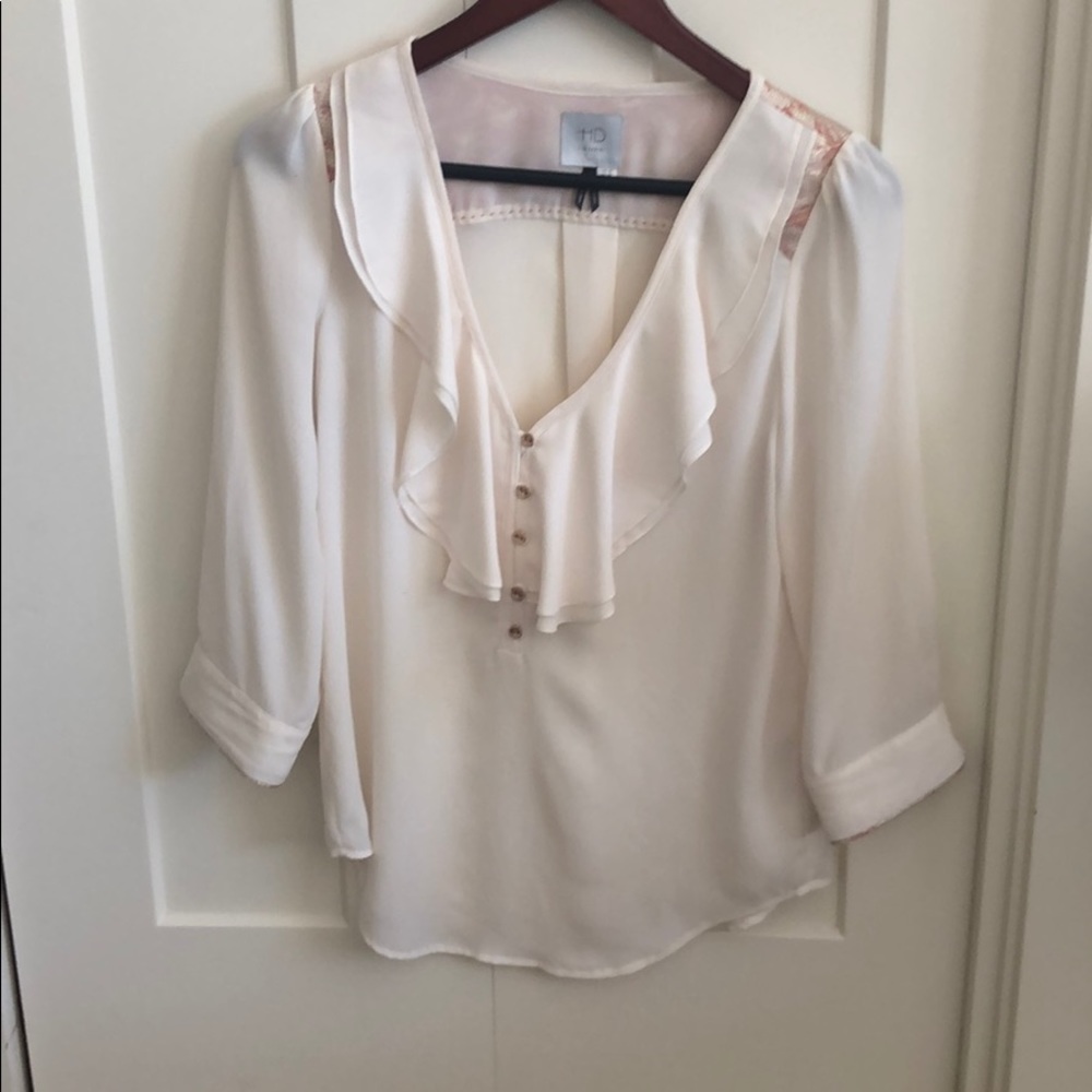 Detailed blouse